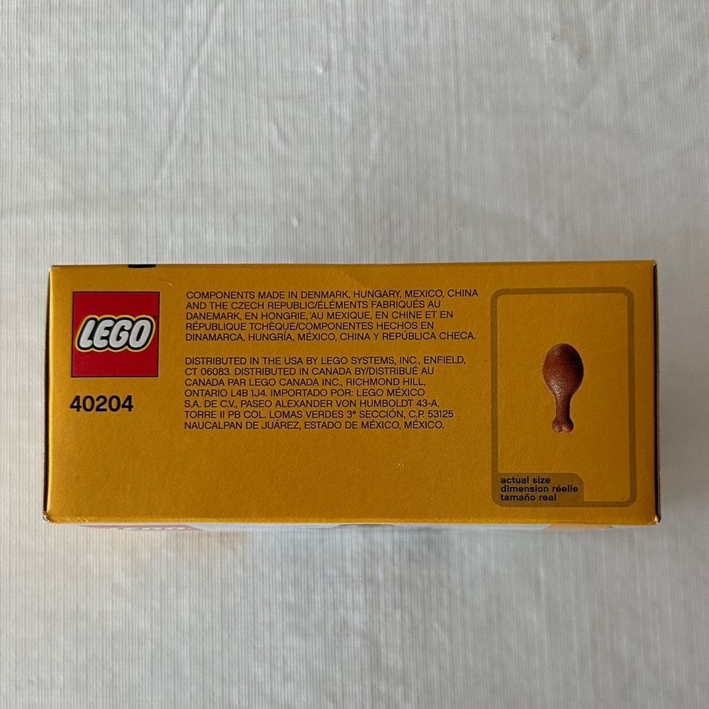 LEGO Halloween Pilgrim Costume Set - Black and Orange - Picture 4 of 4